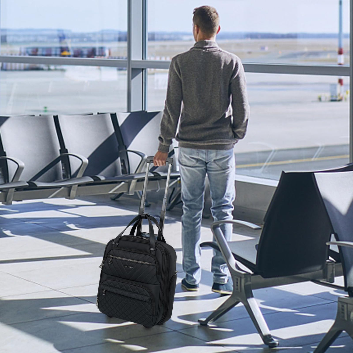 16-inch Underseater Lightweight Suitcase T41398