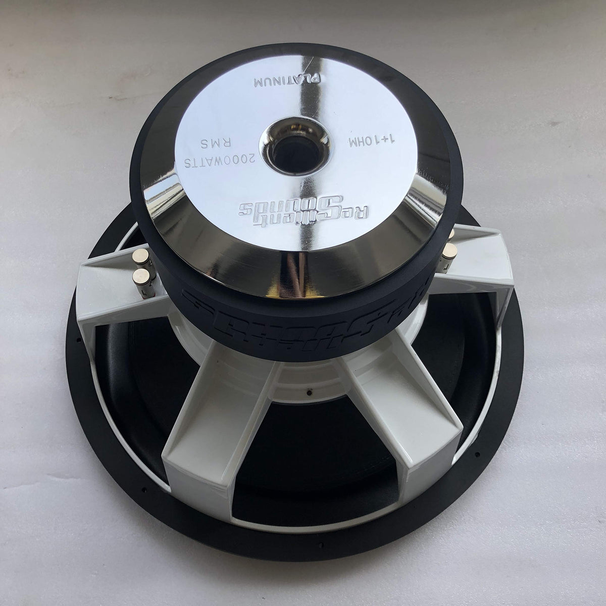 18" Subwoofer H476639
